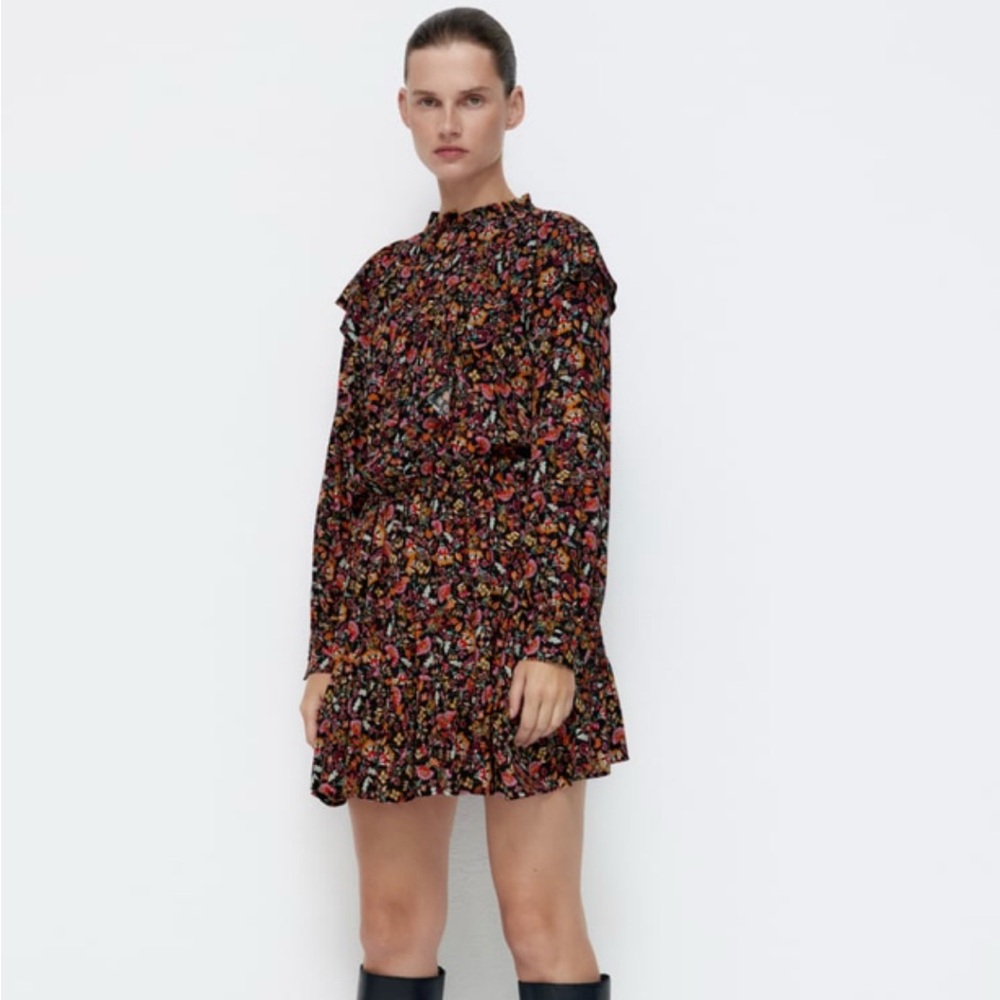 Zara Floral Fall Dress Size X-Small‎